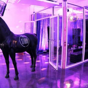 Horse lamp life-sized black