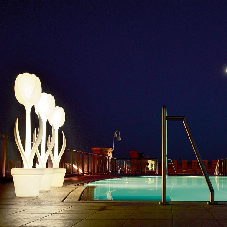 Tulip LED