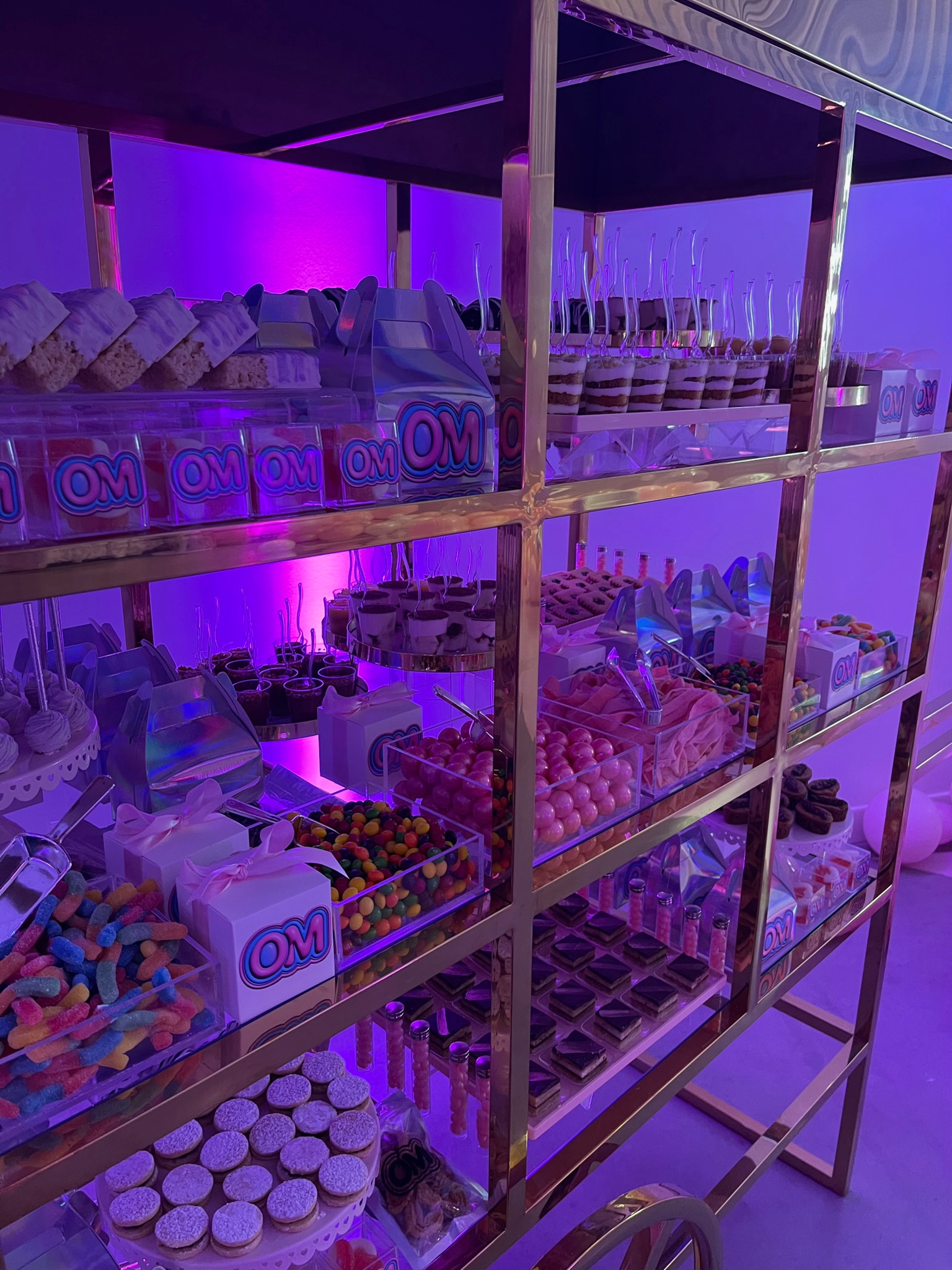 Charlotte Cake cart
