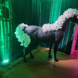 Horse lamp life-sized black